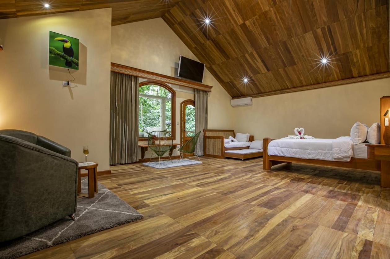 Arenal Toucan La Fortuna Ngoại thất bức ảnh